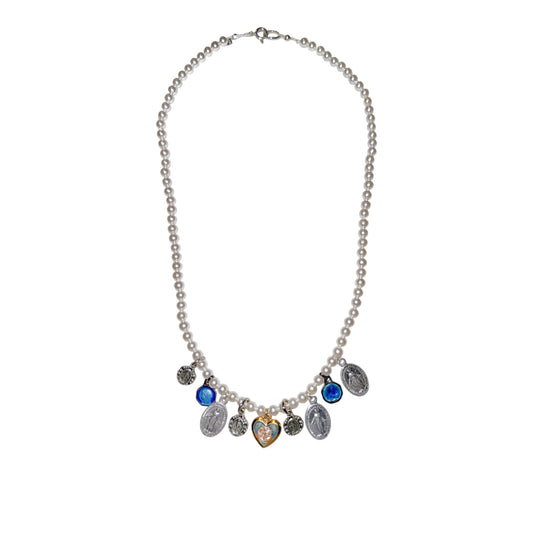 Collana di Perle con Medaglia a Cuore e Ciondoli Blu e Argento